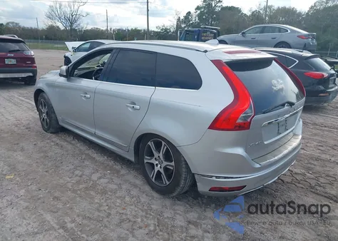2015 Volvo Xc60 T6 Platinum из США, поврежденный, VIN YV4902RM3F2672766